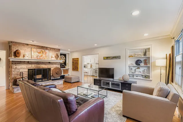 $495,000 | 5955 North Keating Avenue, Chicago, IL 60646