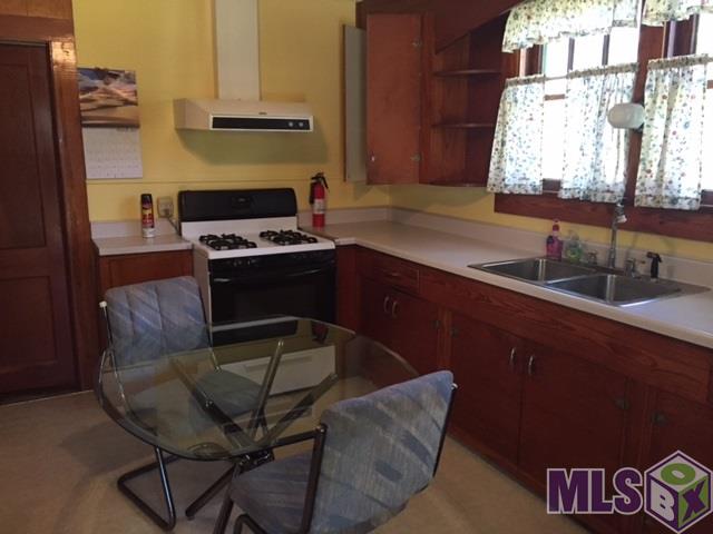5743 Groom Road Baker, LA 70714 - Photo 2 of 11 Kitchen