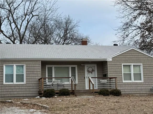 $210,000 | 9712 Westport Road, Independence, MO 64052