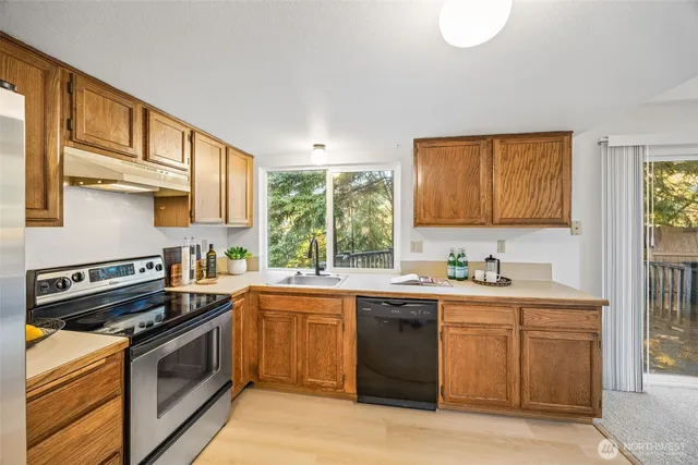 $669,950 | 3001 Smithers Court South, Renton, WA 98055