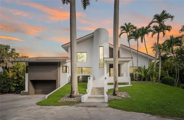 $4,250,000 | 5981 Southwest 136th Street, Pinecrest, FL 33156