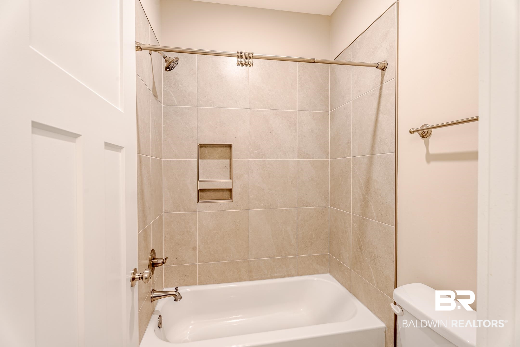 8751 Rosedown Lane Daphne, AL 36526 - Photo 27 of 40