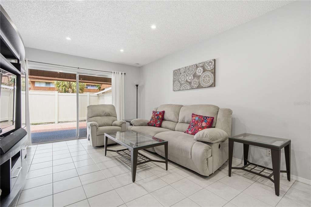 2052 Sunset Point Road, Unit 45 Clearwater, FL 33765 - Photo 4 of 29