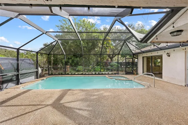 $750,000 | 5197 Northwest 58th Terrace, Coral Springs, FL 33067