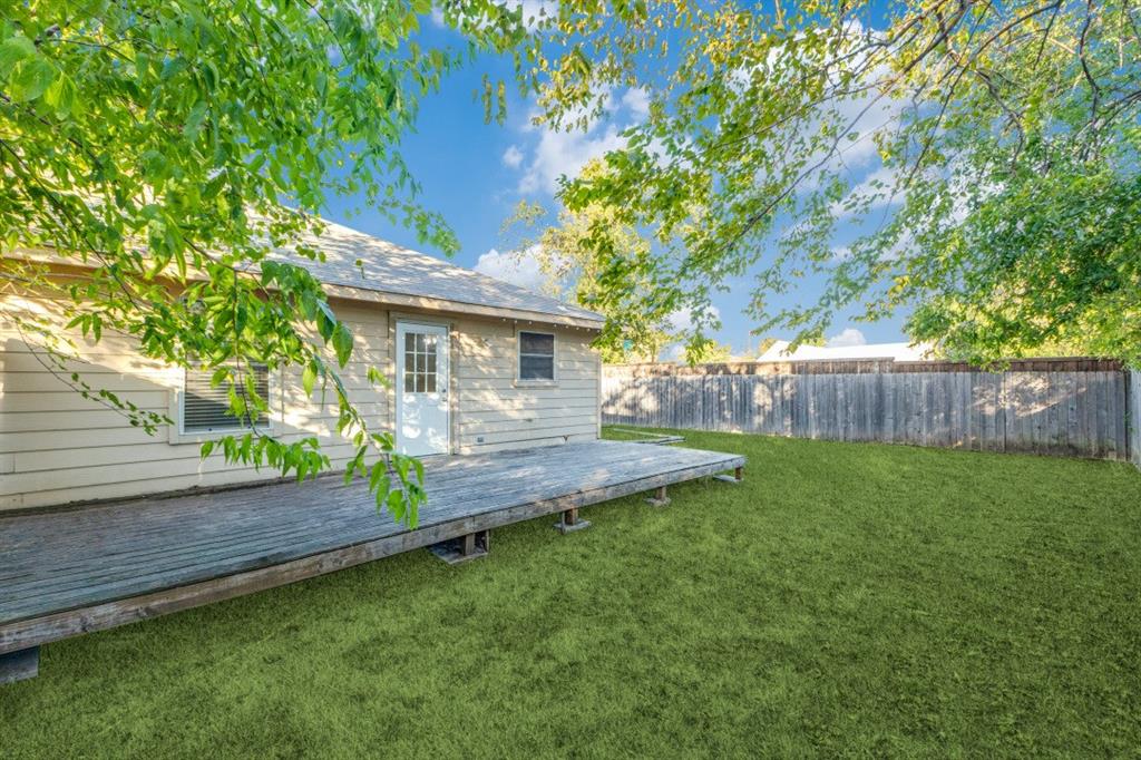 204 Gerrish Street McKinney, TX 75069 - Photo 12 of 12 a front view of a house with a yard