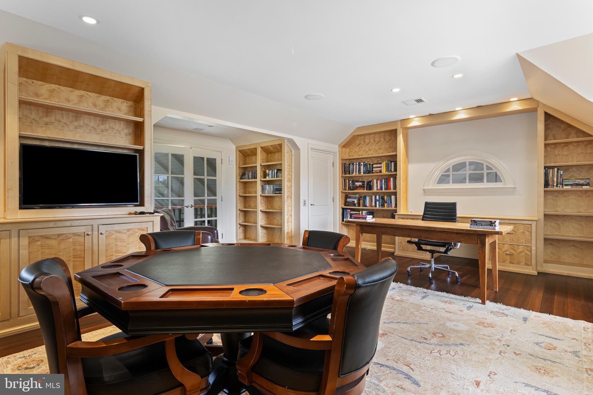 720 Brooke Road Wayne, PA 19087 - Photo 44 of 70 a dining table with chairs and window