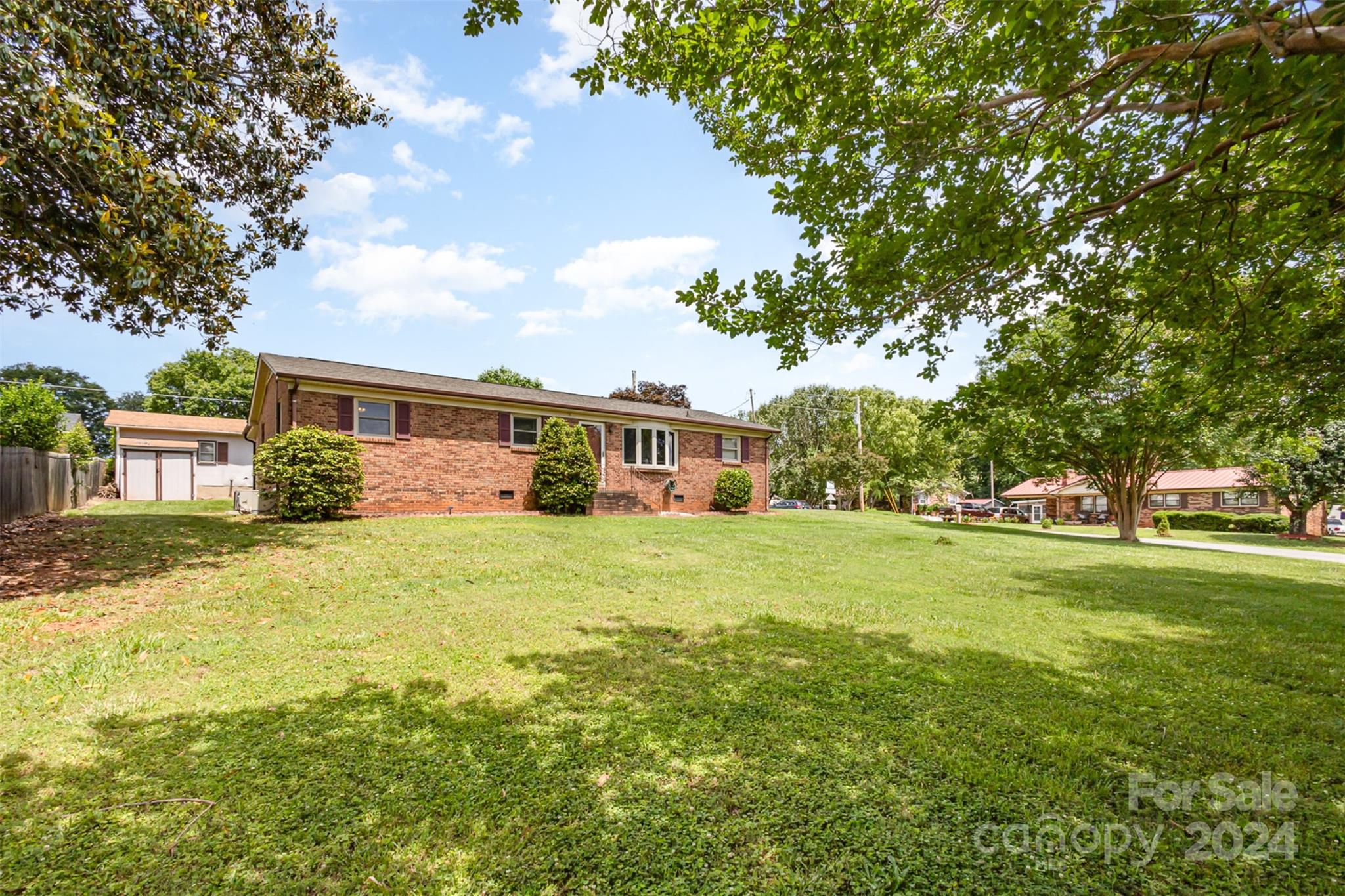 817 Freedom Mill Road Gastonia, NC 28052 - Photo 3 of 25 Gallery Image 3