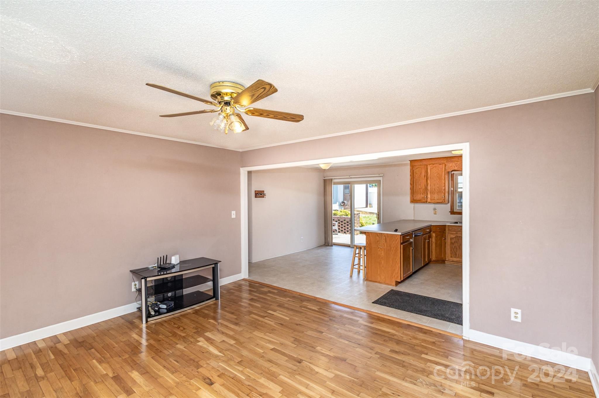817 Freedom Mill Road Gastonia, NC 28052 - Photo 6 of 25 Gallery Image 6