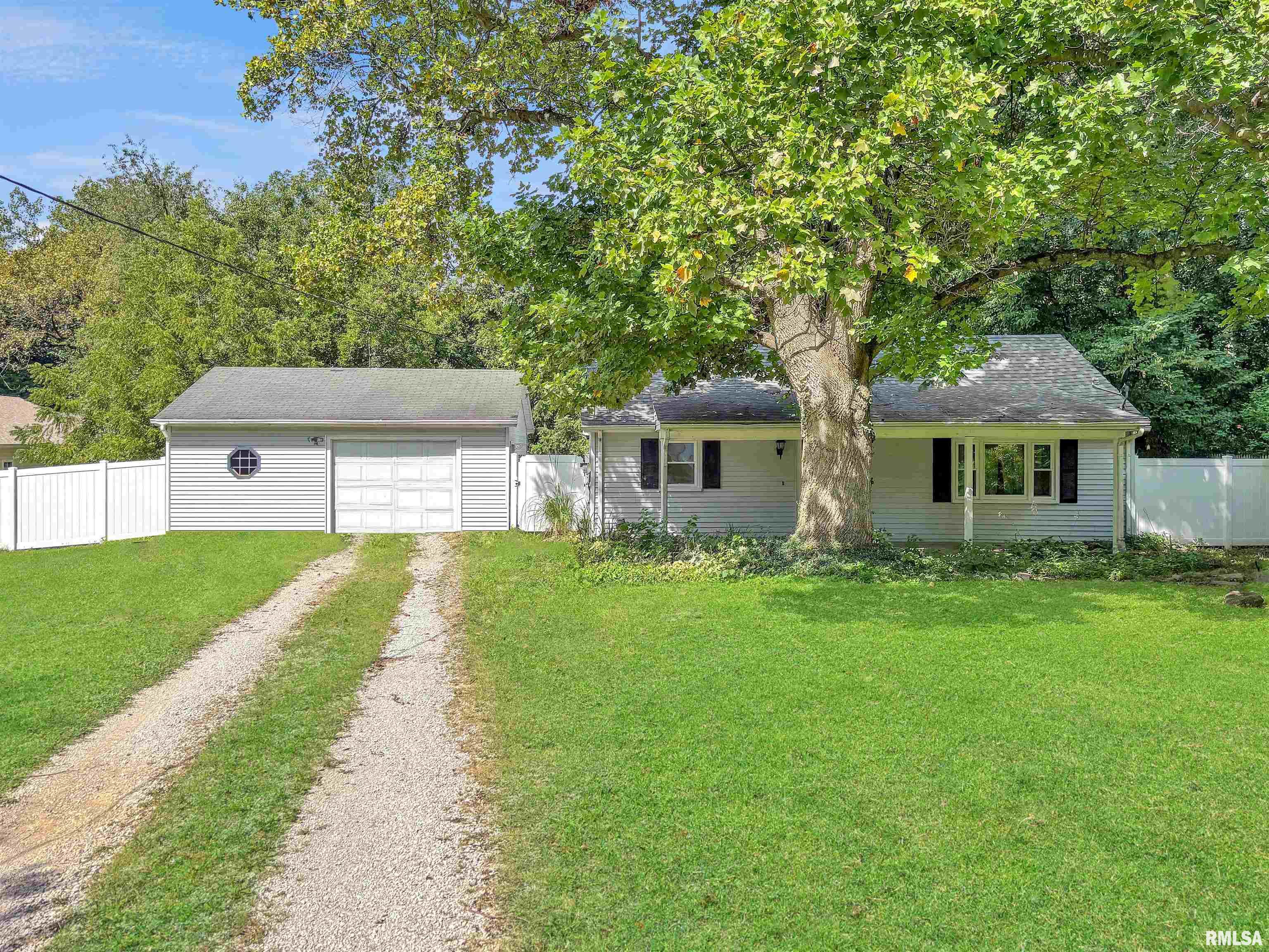 404 Wagner Street Washington, IL 61571 - Photo 1 of 36 Gallery Image 1