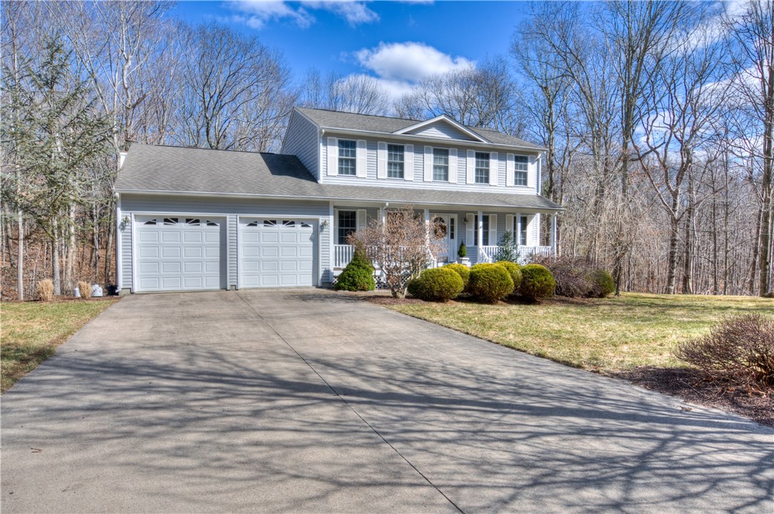 188 Ridge Drive Exeter, RI 02822 - Photo 3 of 40