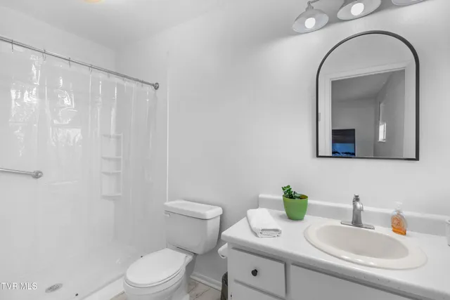 $235,000 | 100 Carroll Circle, Rogersville, TN 37857