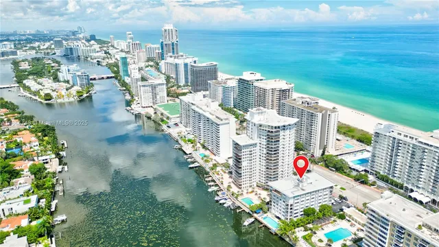 a view of an outdoor space