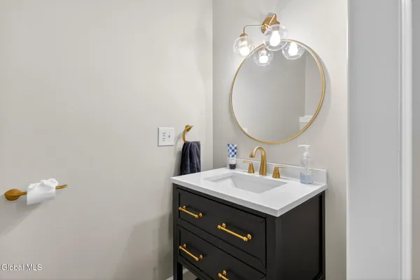 $479,000 | 766 Westmoreland Drive, Niskayuna, NY 12309