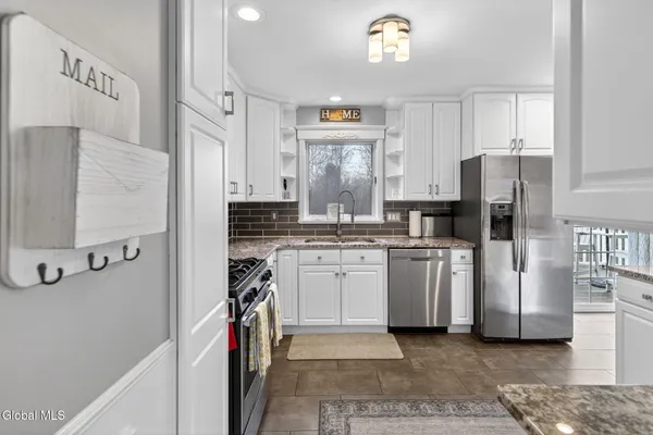 $479,000 | 766 Westmoreland Drive, Niskayuna, NY 12309