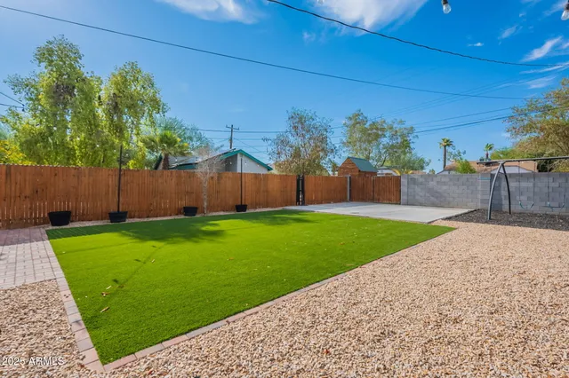 $745,000 | 1126 West Portland Street, Phoenix, AZ 85007