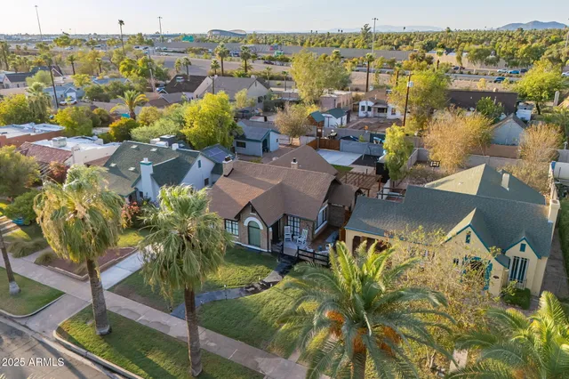 $745,000 | 1126 West Portland Street, Phoenix, AZ 85007