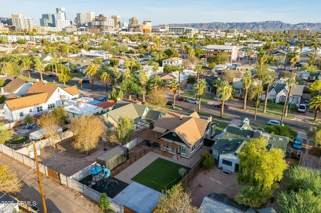 $745,000 | 1126 West Portland Street, Phoenix, AZ 85007
