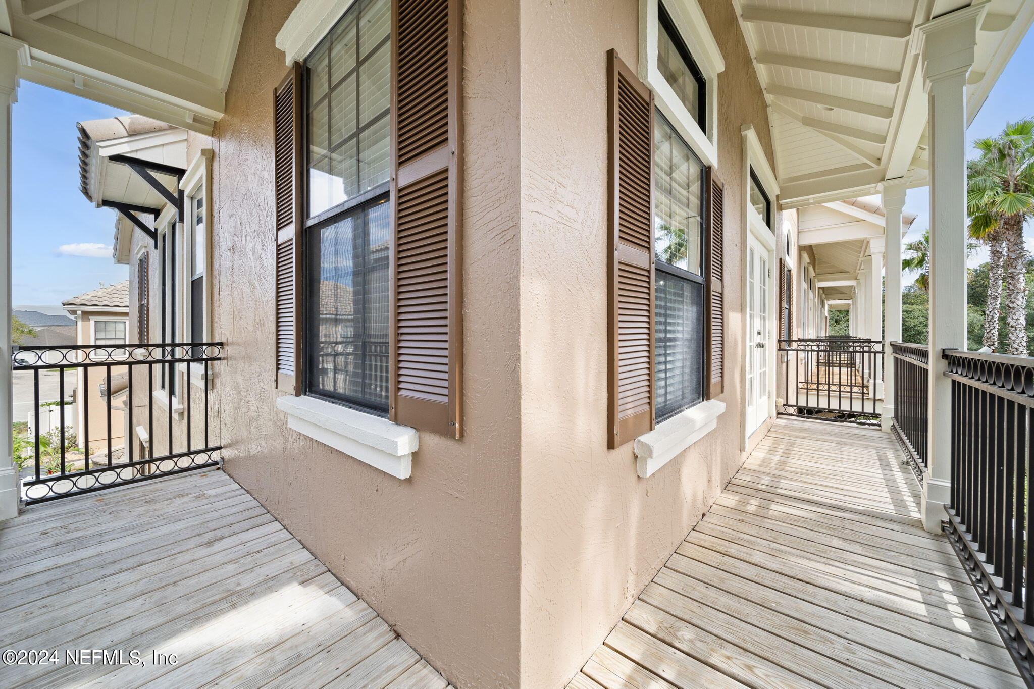 650 South Loop Parkway St. Augustine, FL 32095 - Photo 22 of 42 Wrap around Balcony