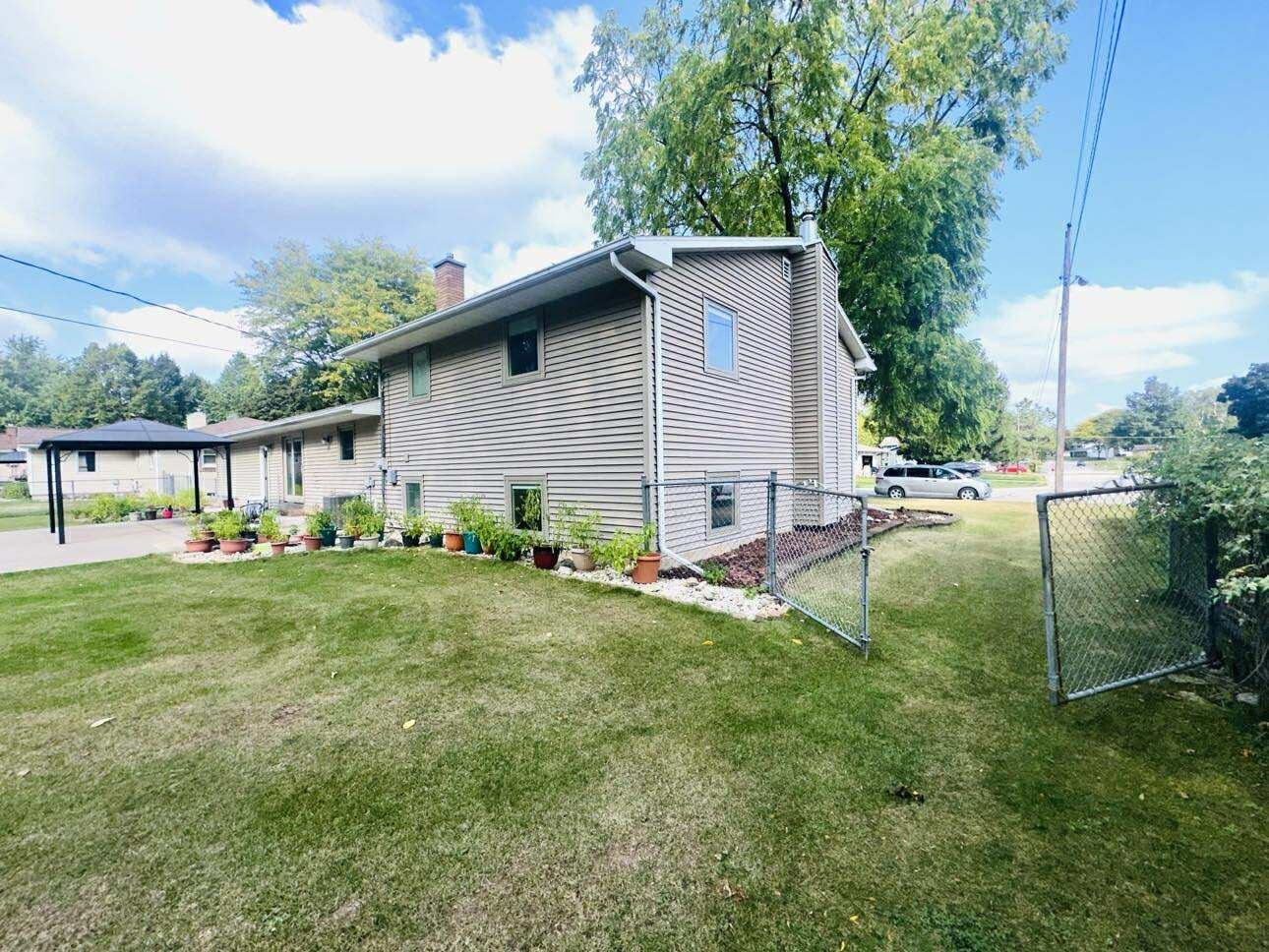 550 Harvest Road Green Bay, WI 54302 - Photo 4 of 21