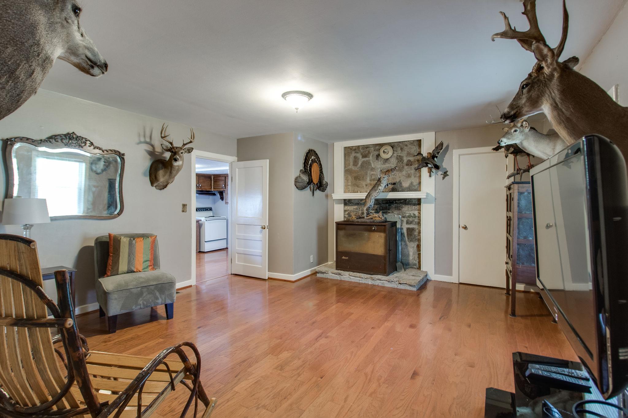 6229 Pettus Road Antioch, TN 37013 - Photo 5 of 29 Gallery Image 5
