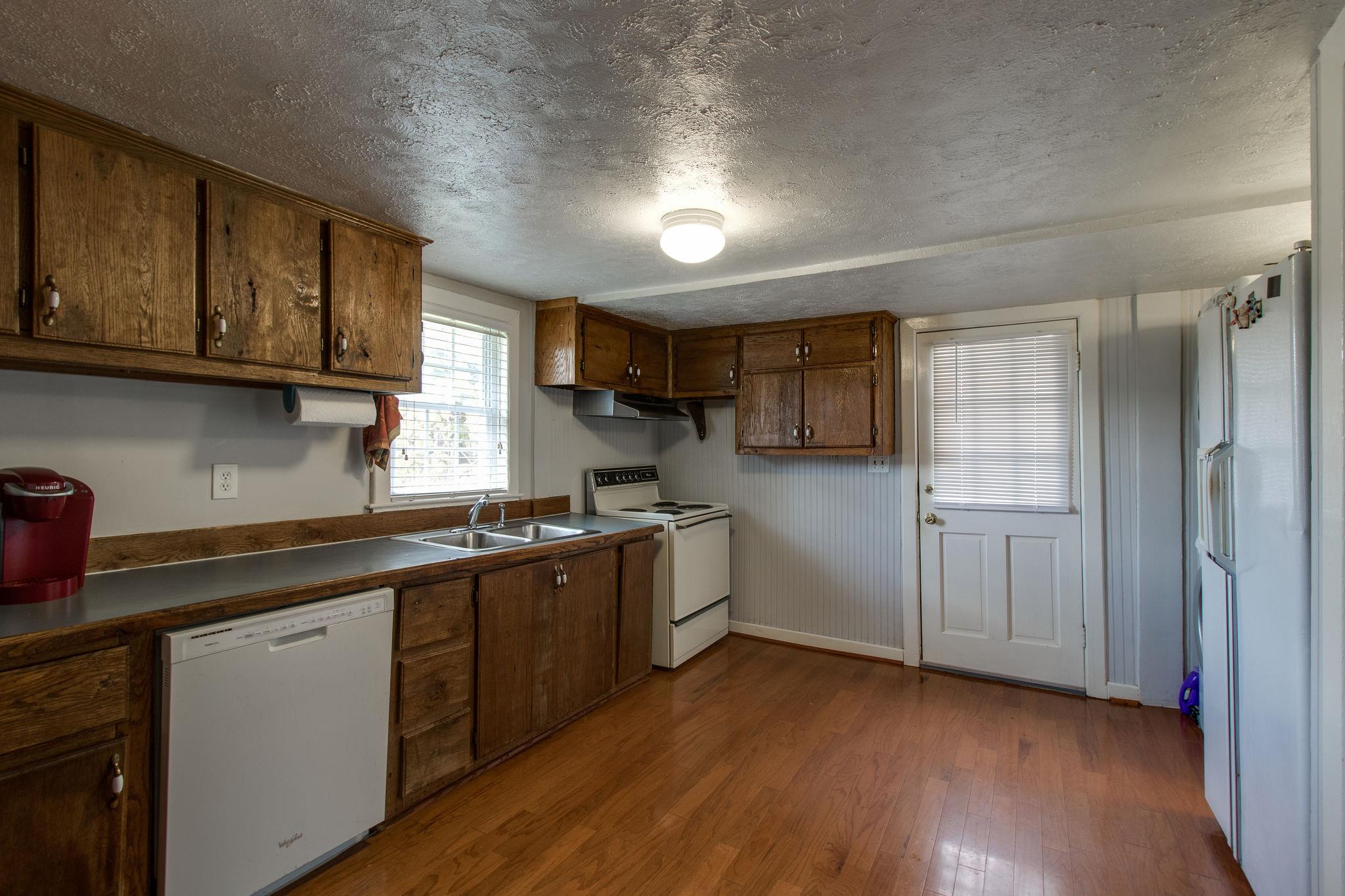 6229 Pettus Road Antioch, TN 37013 - Photo 6 of 29 Gallery Image 6