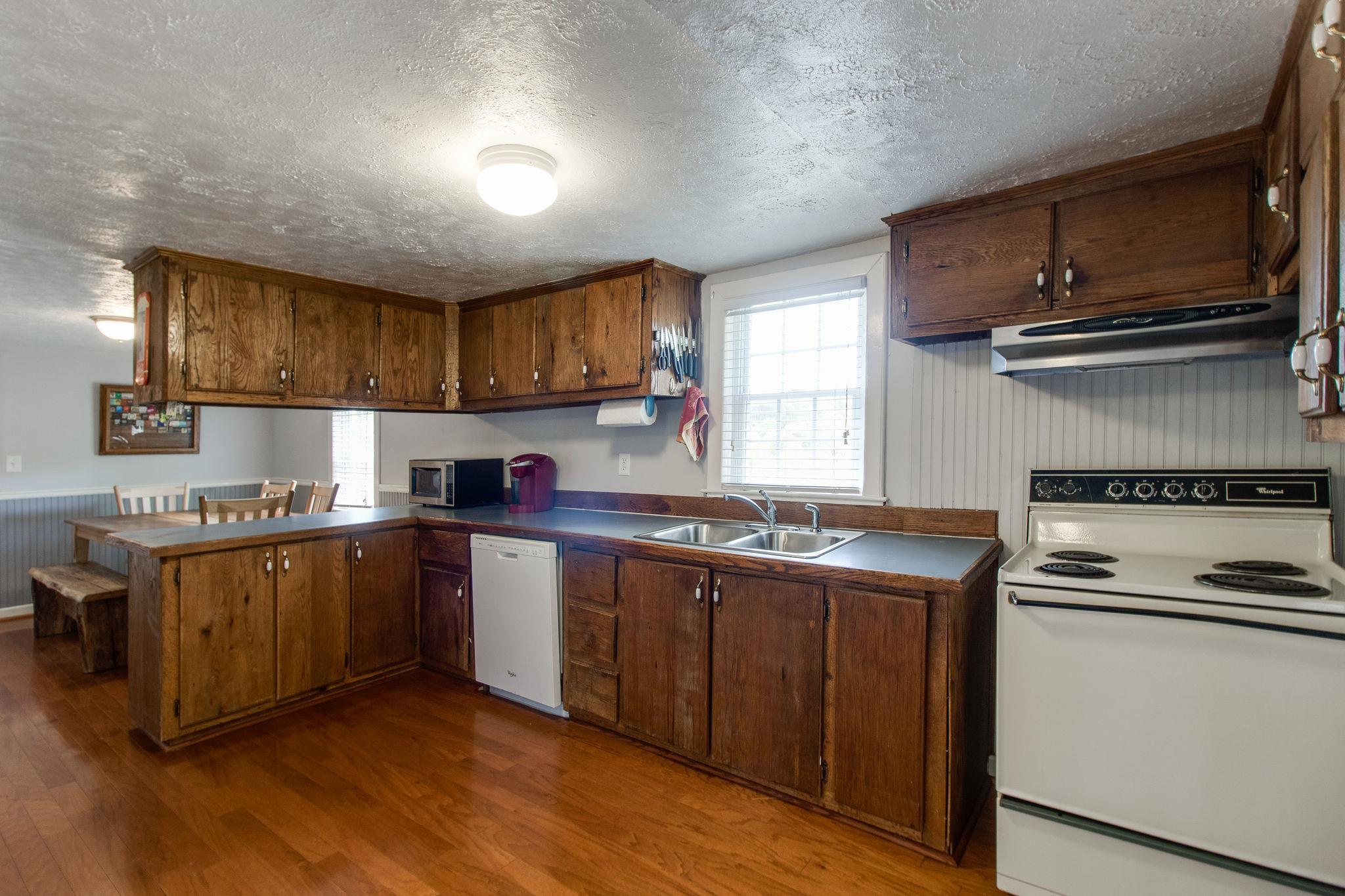 6229 Pettus Road Antioch, TN 37013 - Photo 7 of 29 Gallery Image 7