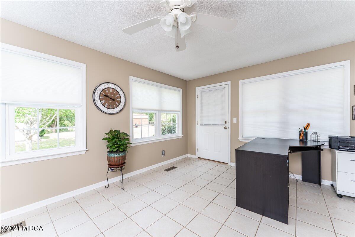6593 Vinson Road Macon, GA 31216 - Photo 8 of 30 13-DSC07375