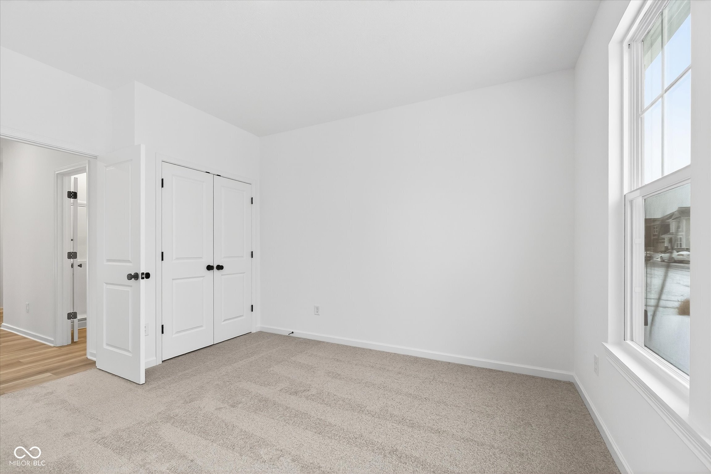 16067 Meadow Frost Court Fishers, IN 46037 - Photo 14 of 34