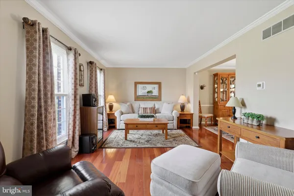 $675,000 | 12 Sterling Drive, Horsham, PA 19044