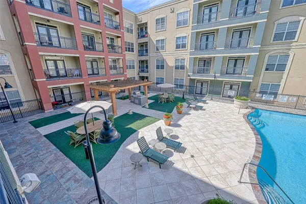 $165,000 | 1711 Old Spanish Trail, Unit 242, Houston, TX 77054