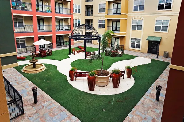 $165,000 | 1711 Old Spanish Trail, Unit 242, Houston, TX 77054
