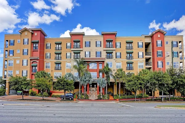 $165,000 | 1711 Old Spanish Trail, Unit 242, Houston, TX 77054