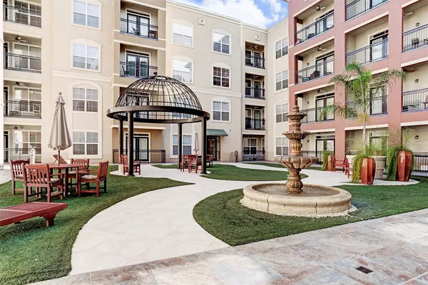 $165,000 | 1711 Old Spanish Trail, Unit 242, Houston, TX 77054