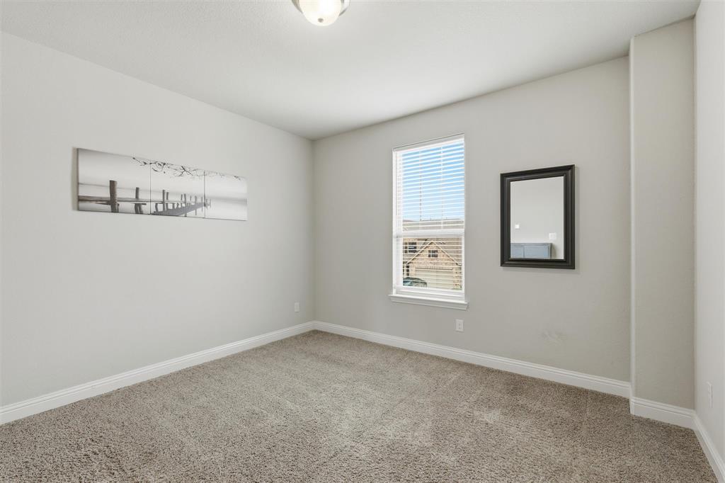 6212 Leatherstem Road Flower Mound, TX 76226 - Photo 20 of 40 Bedroom #2 upstairs