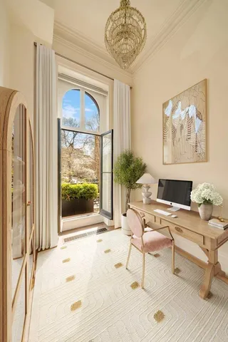 $13,995,000 | 243 East 17th Street | Gramercy