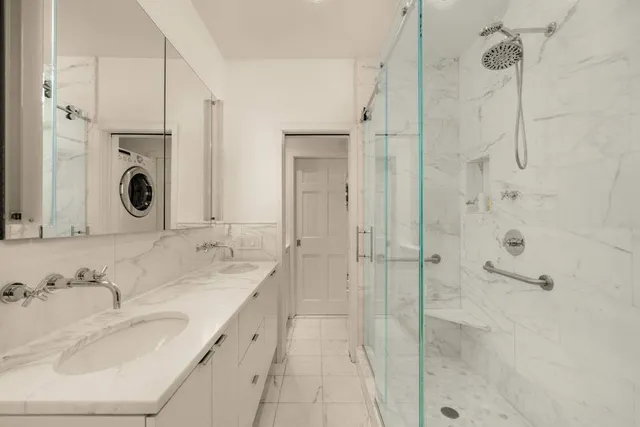 $13,995,000 | 243 East 17th Street | Gramercy