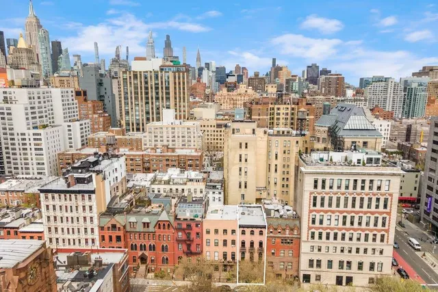 $13,995,000 | 243 East 17th Street | Gramercy