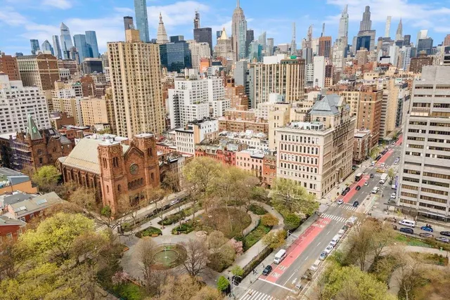 $13,995,000 | 243 East 17th Street | Gramercy