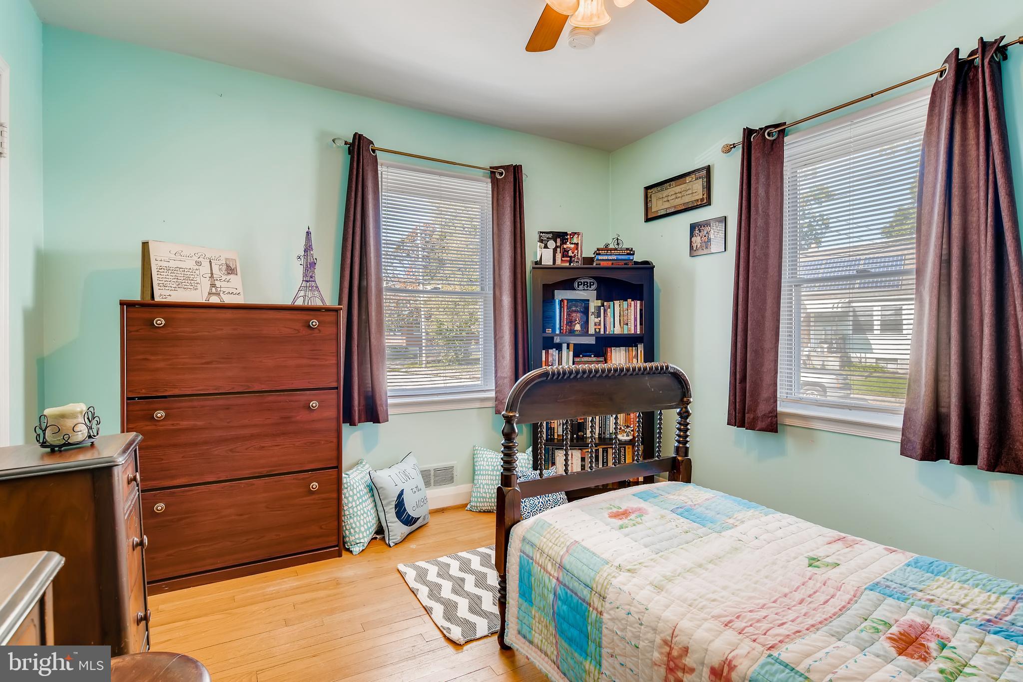 8006 Highpoint Road Baltimore, MD 21234 - Photo 23 of 34 Main level living/bedroom space