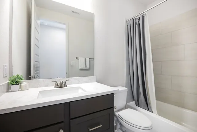 $675,000 | 1140 Bryson Rdg Trail, Leander, TX 78641