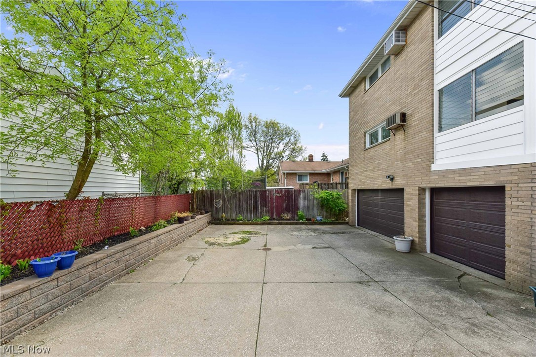 2824-2826 Snow Road Cleveland, OH 44134 - Photo 34 of 34
