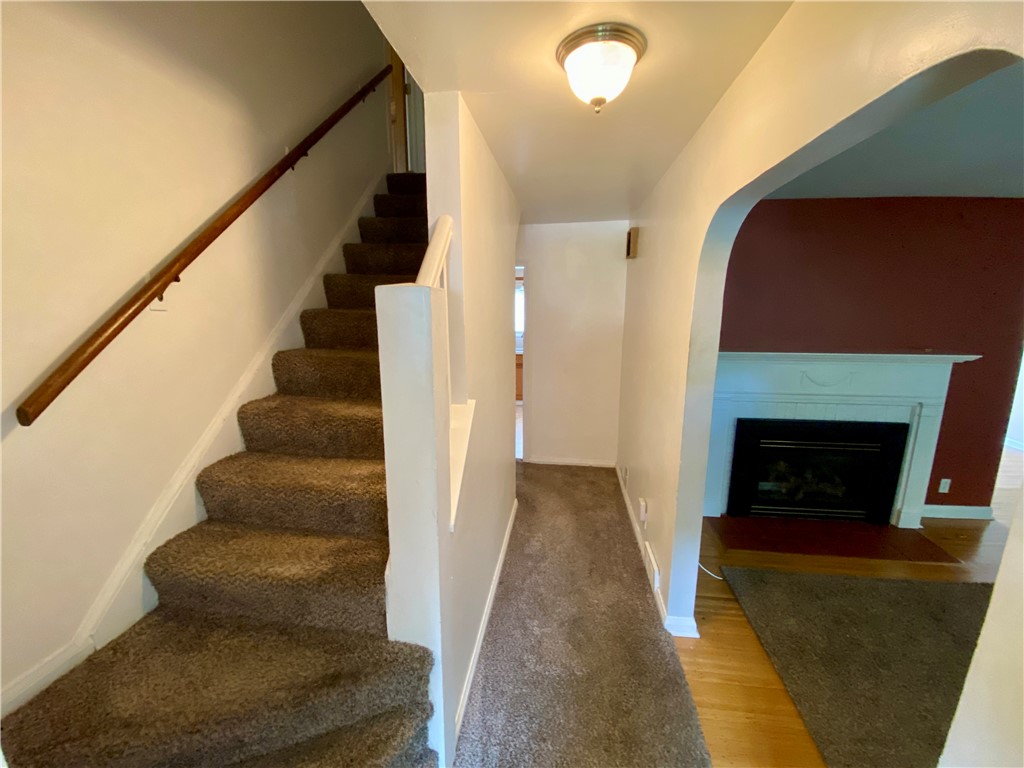 35 Westmoreland Drive Rochester, NY 14620 - Photo 3 of 26