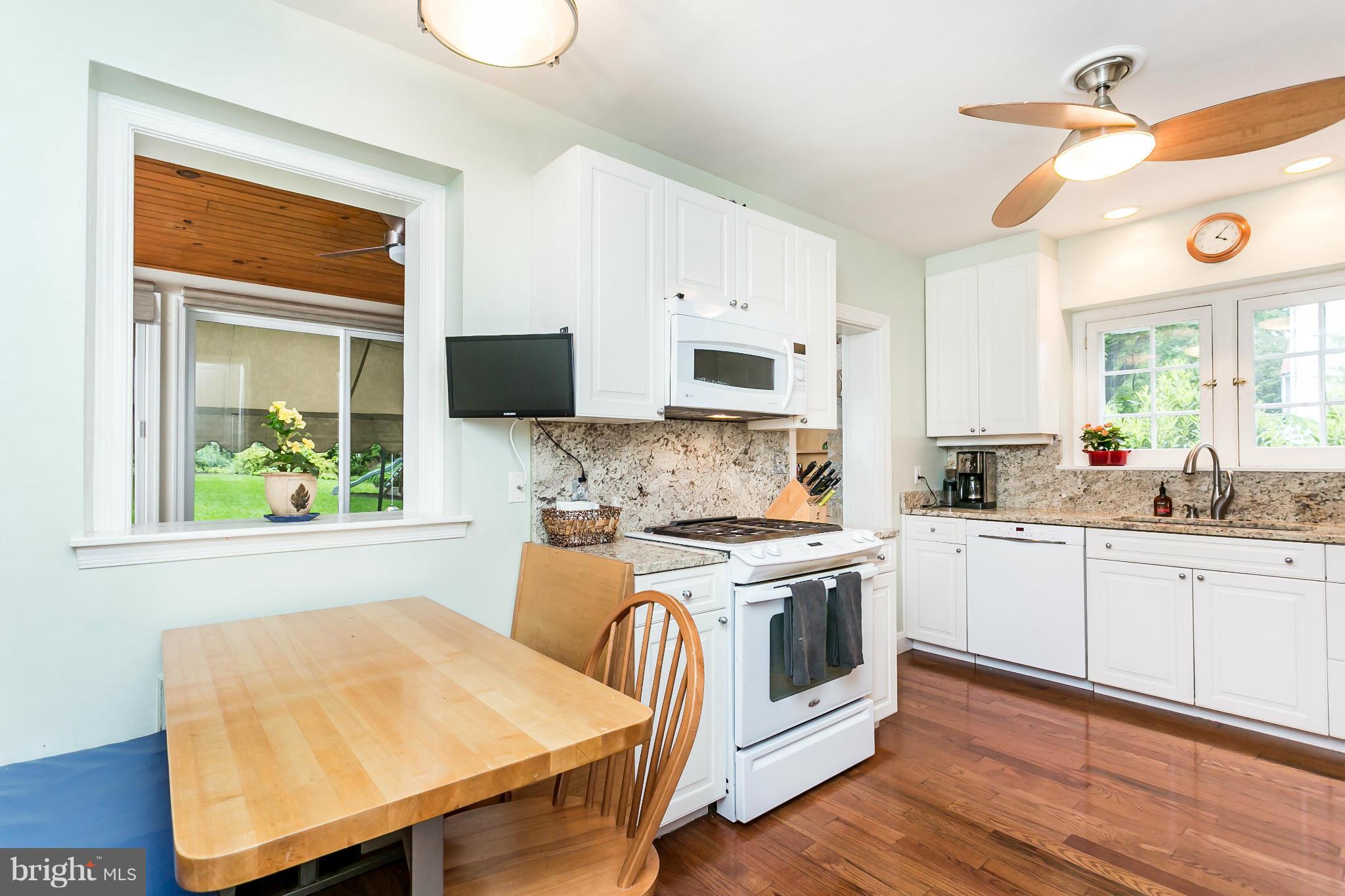 7100 Sheffield Road Baltimore, MD 21212 - Photo 5 of 30 Kitchen