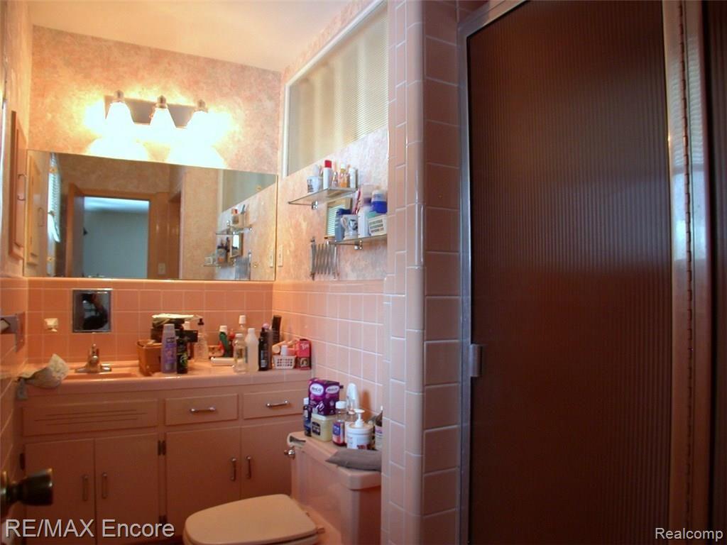 32121 Red Clover Road Farmington Hills, MI 48334 - Photo 29 of 45