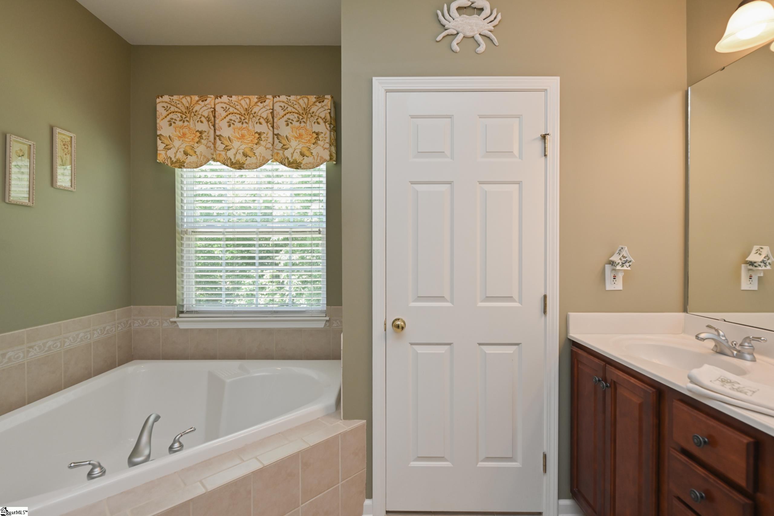 327 Selden Way Fountain Inn, SC 29644 - Photo 23 of 36