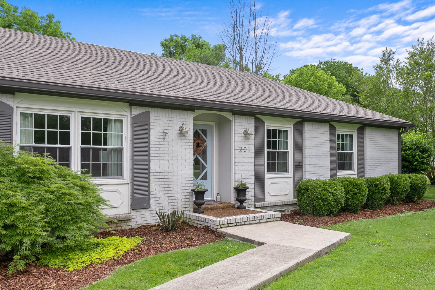 201 Ridgewood Road Franklin, TN 37064 - Photo 4 of 46 Gallery Image 4