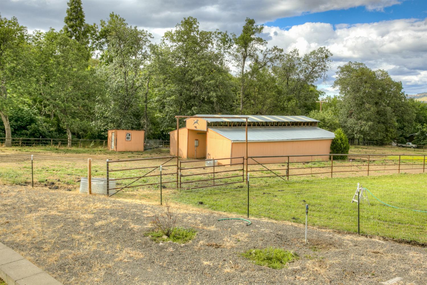 1675 Anderson Creek Road Talent, OR 97540 - Photo 4 of 35 Additional Photo