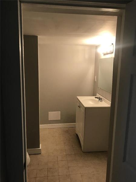 60 Flora Road Pittsburgh, PA 15227 - Photo 10 of 12 Gallery Image 10