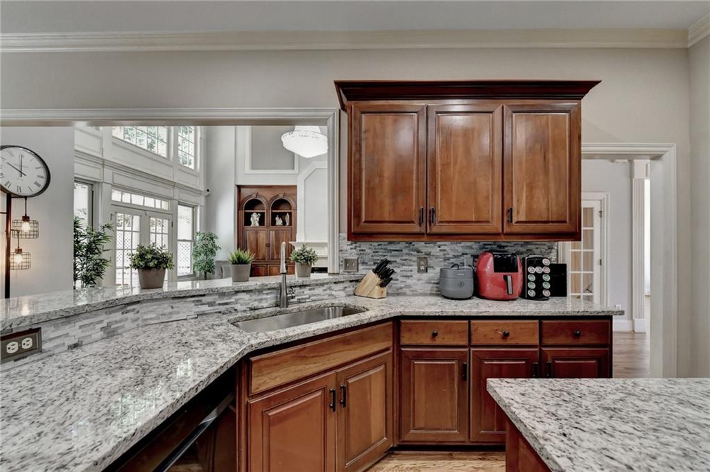 991 Moores Walk Lane Suwanee, GA 30024 - Photo 21 of 90