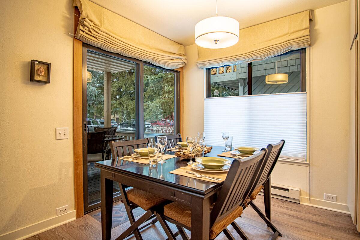 340 River Street West, Unit 139 Ketchum, ID 83340 - Photo 4 of 14 139 Dinning Room